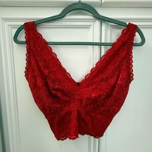 Scarlet Lace Bandeau